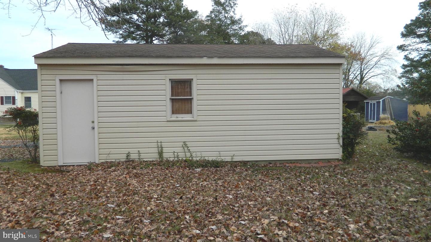 312 Central Ave Property Photo 10