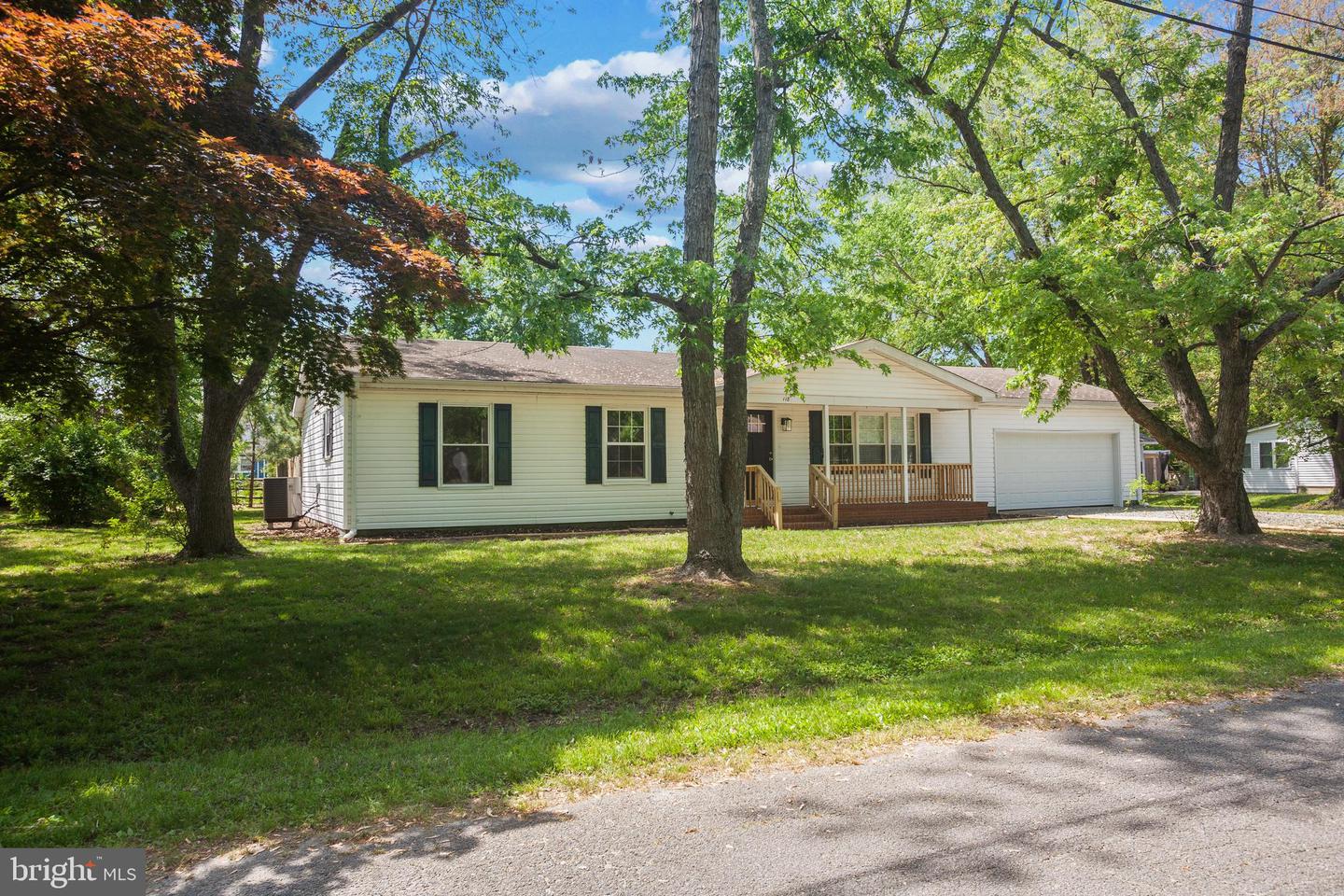 118 Edenton Ln Property Photo