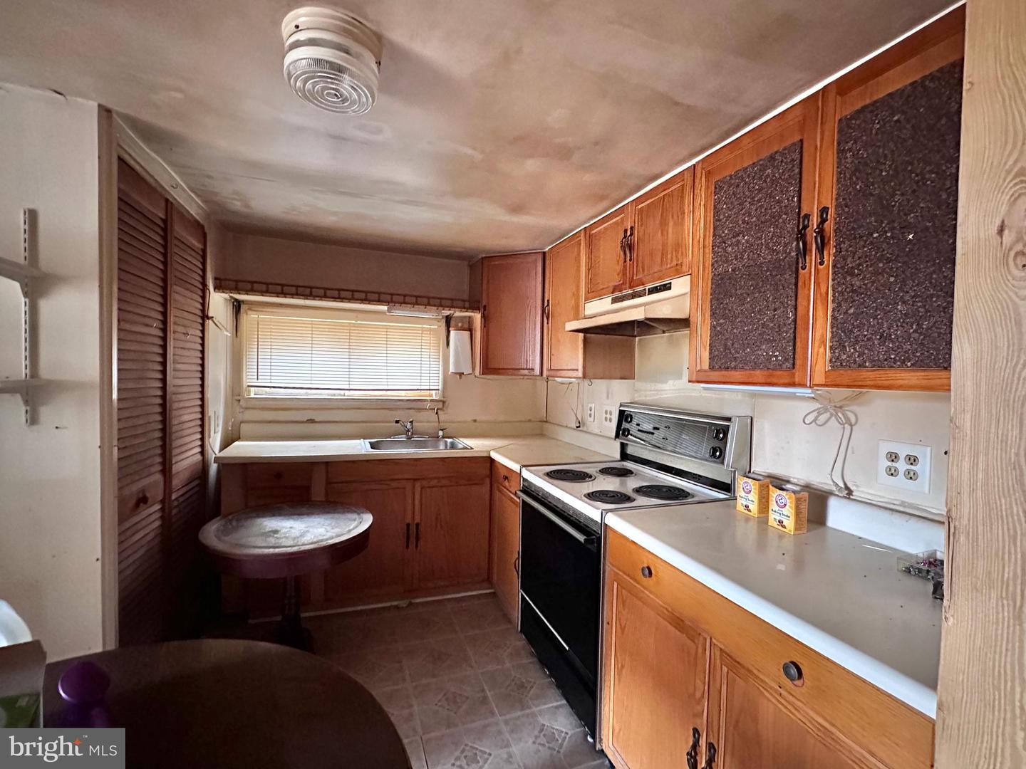 21781 Wood Wharf Rd Property Photo 7