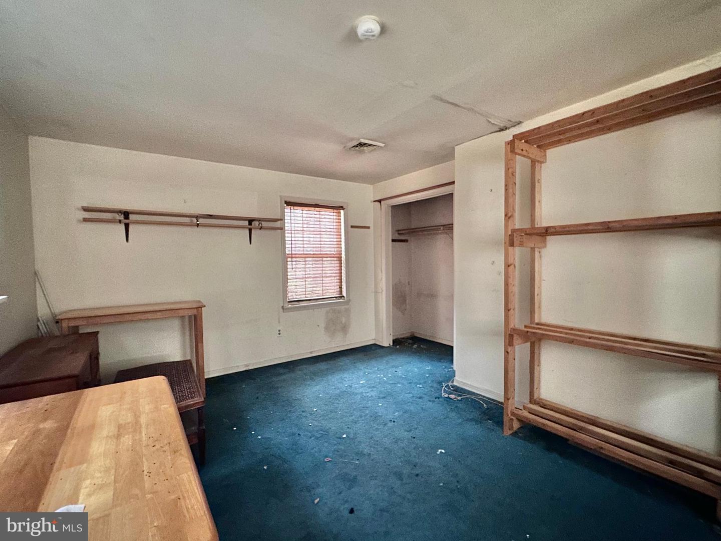21781 Wood Wharf Rd Property Photo 9