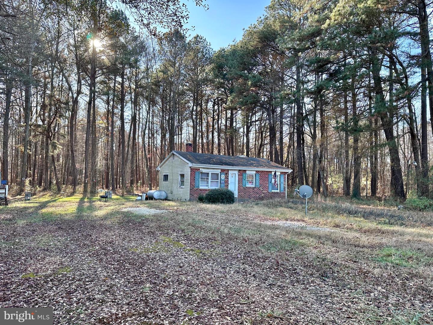 21781 Wood Wharf Rd Property Photo 16