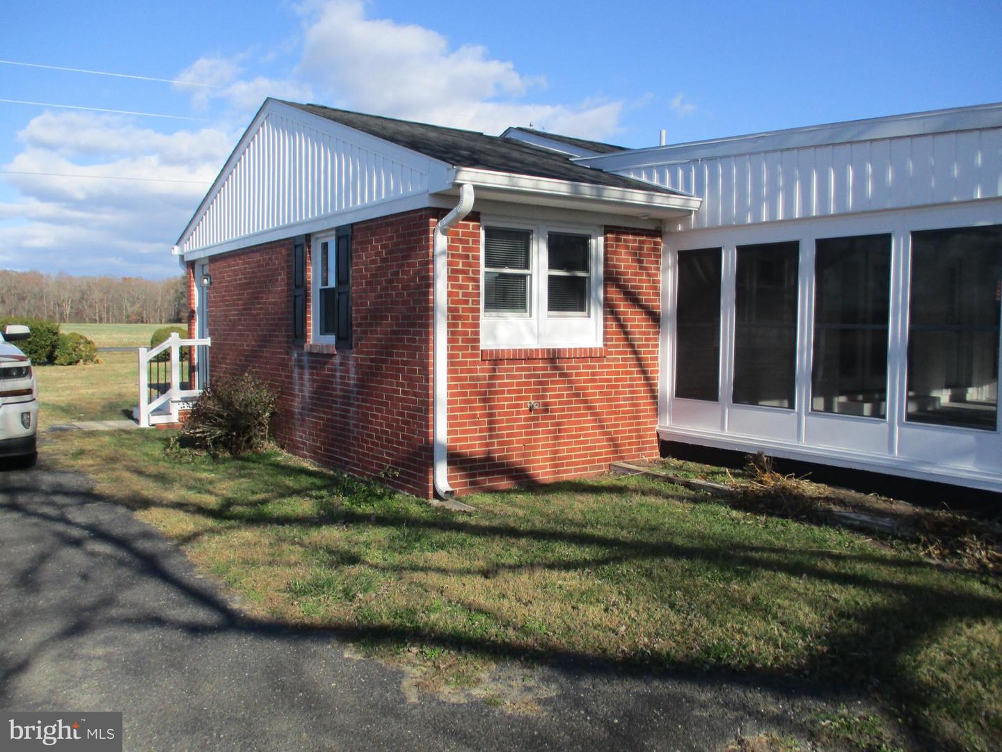 22403 Marsh Creek Rd Property Photo 3