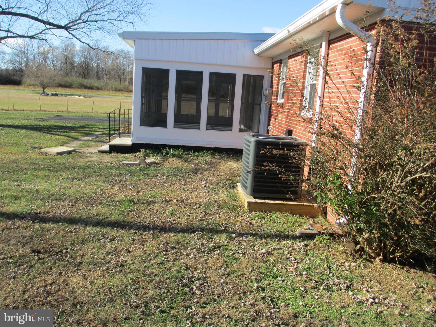 22403 Marsh Creek Rd Property Photo 5