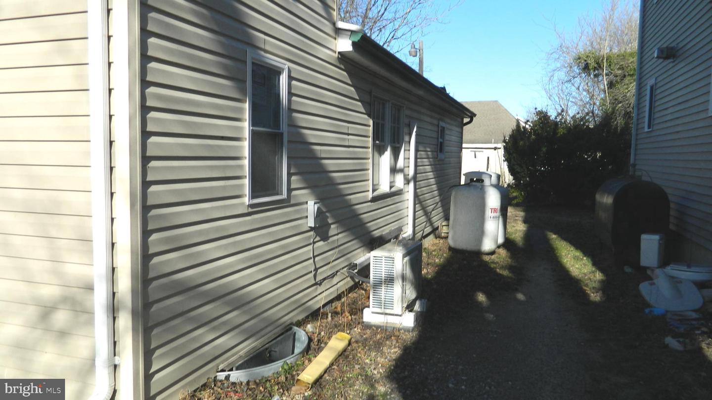 501 Lincoln St Property Photo 5