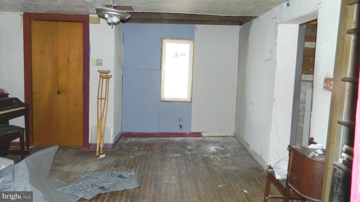 501 Lincoln St Property Photo 11