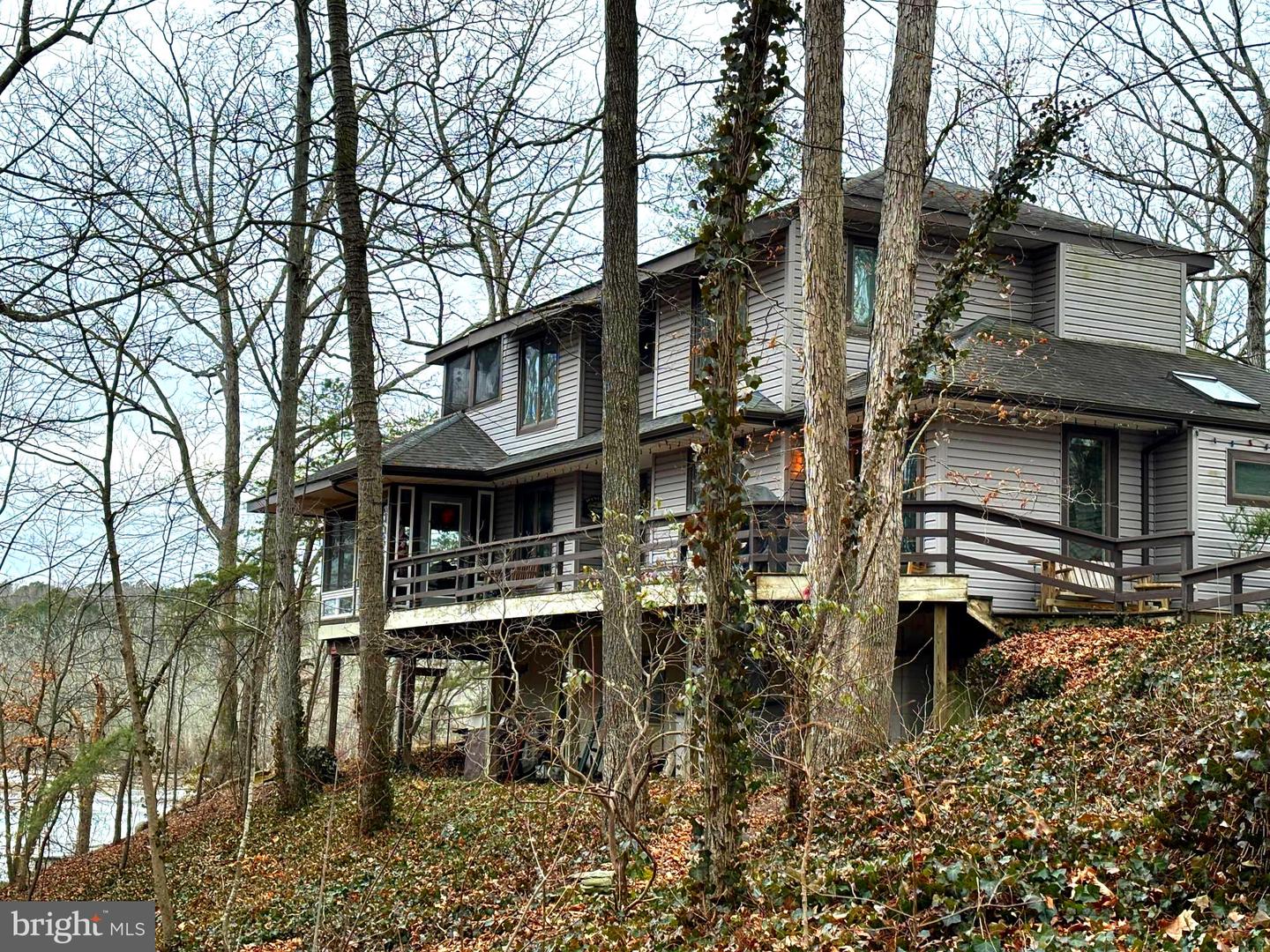 25305 Sandy Point Rd Property Photo
