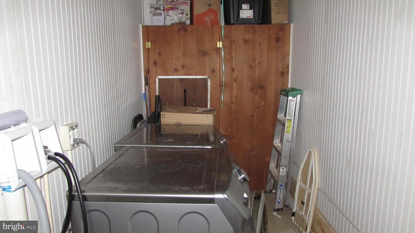 8 N 2nd St Property Photo 10