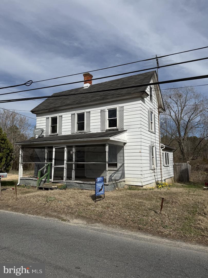 223 Old Denton Rd Property Photo