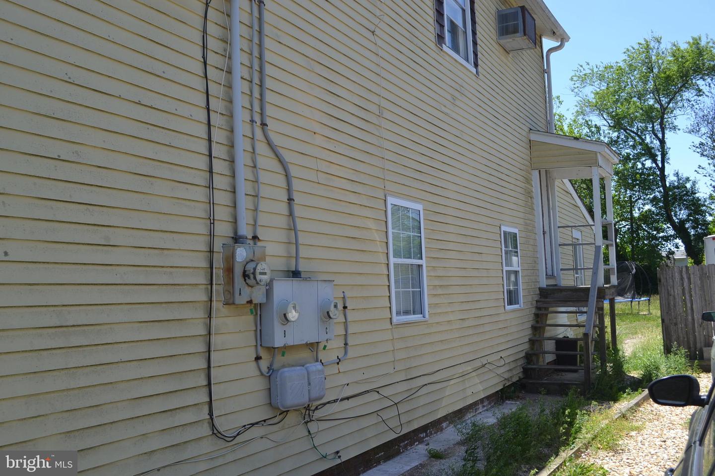 517 W Sunset Ave Property Photo 3