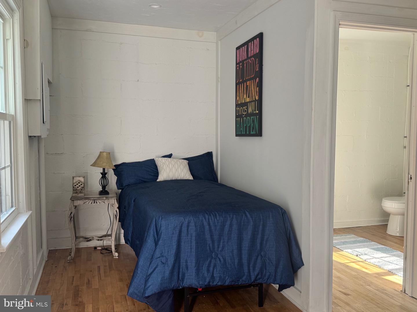 403 Market Property Photo 17