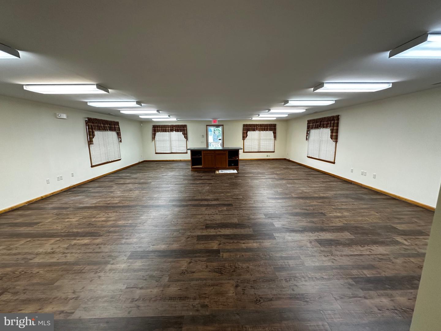 110 W Sunset Ave Property Photo 3