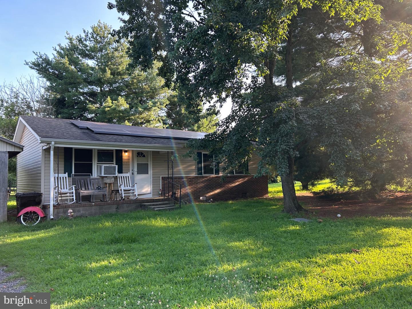 218 E Sunset Ave Property Photo 1
