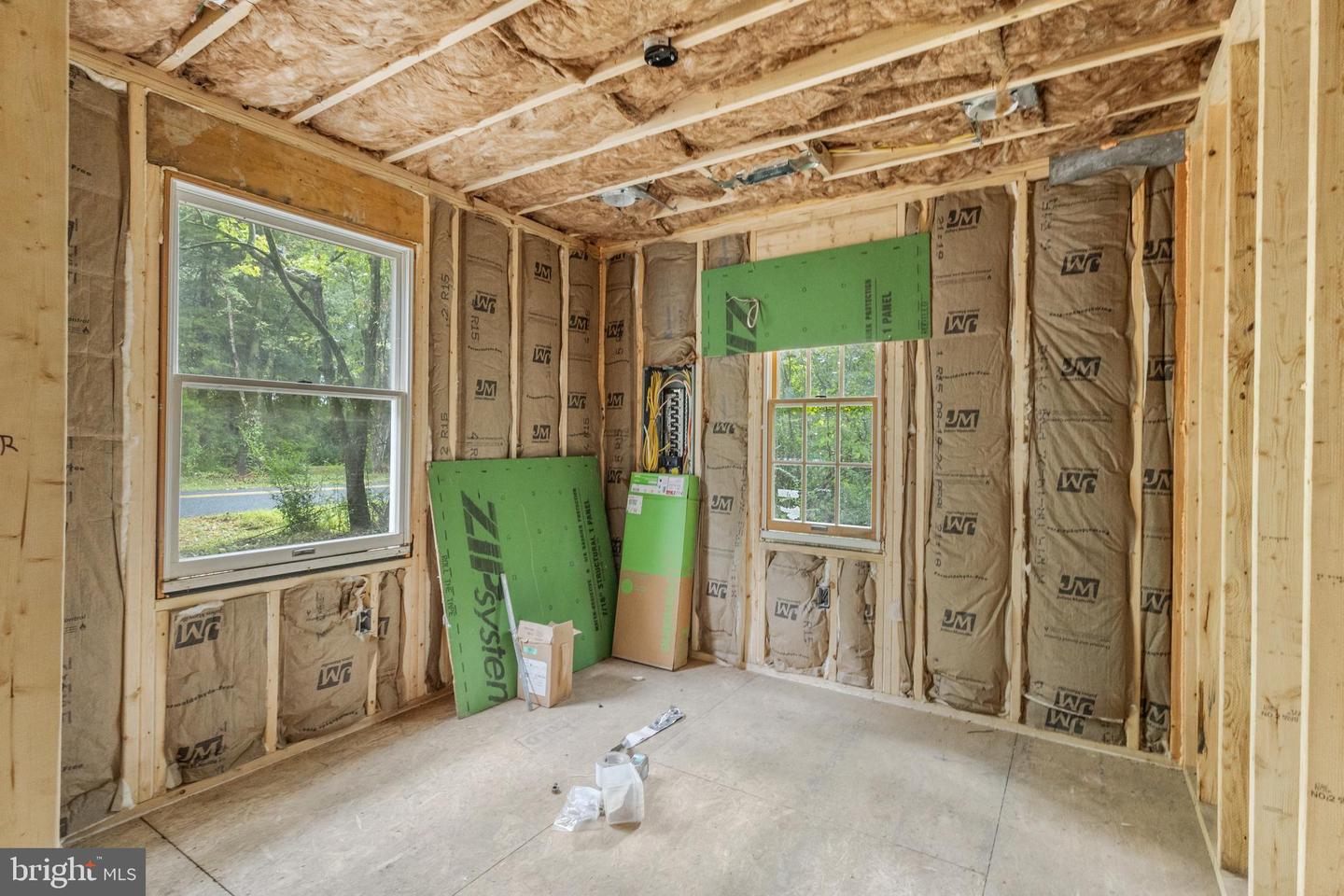 26471 Three Bridges Rd Property Photo 5