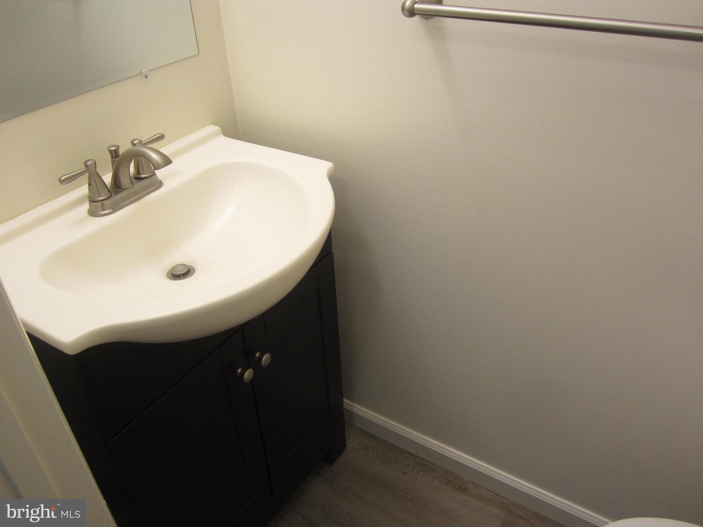 26606 Idlewild Rd Property Photo 11