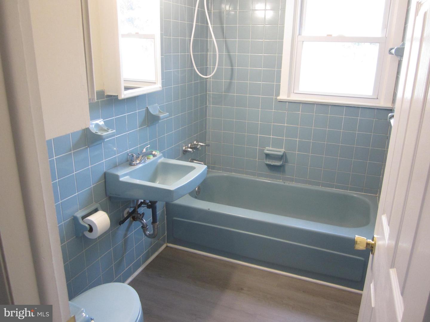 26606 Idlewild Rd Property Photo 16
