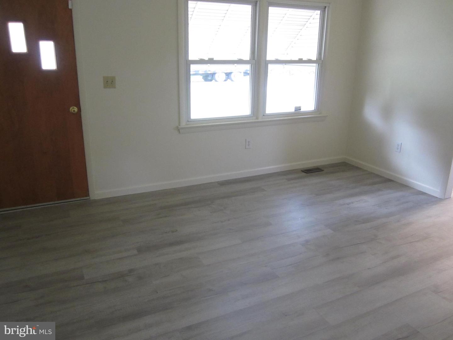 26606 Idlewild Rd Property Photo 19