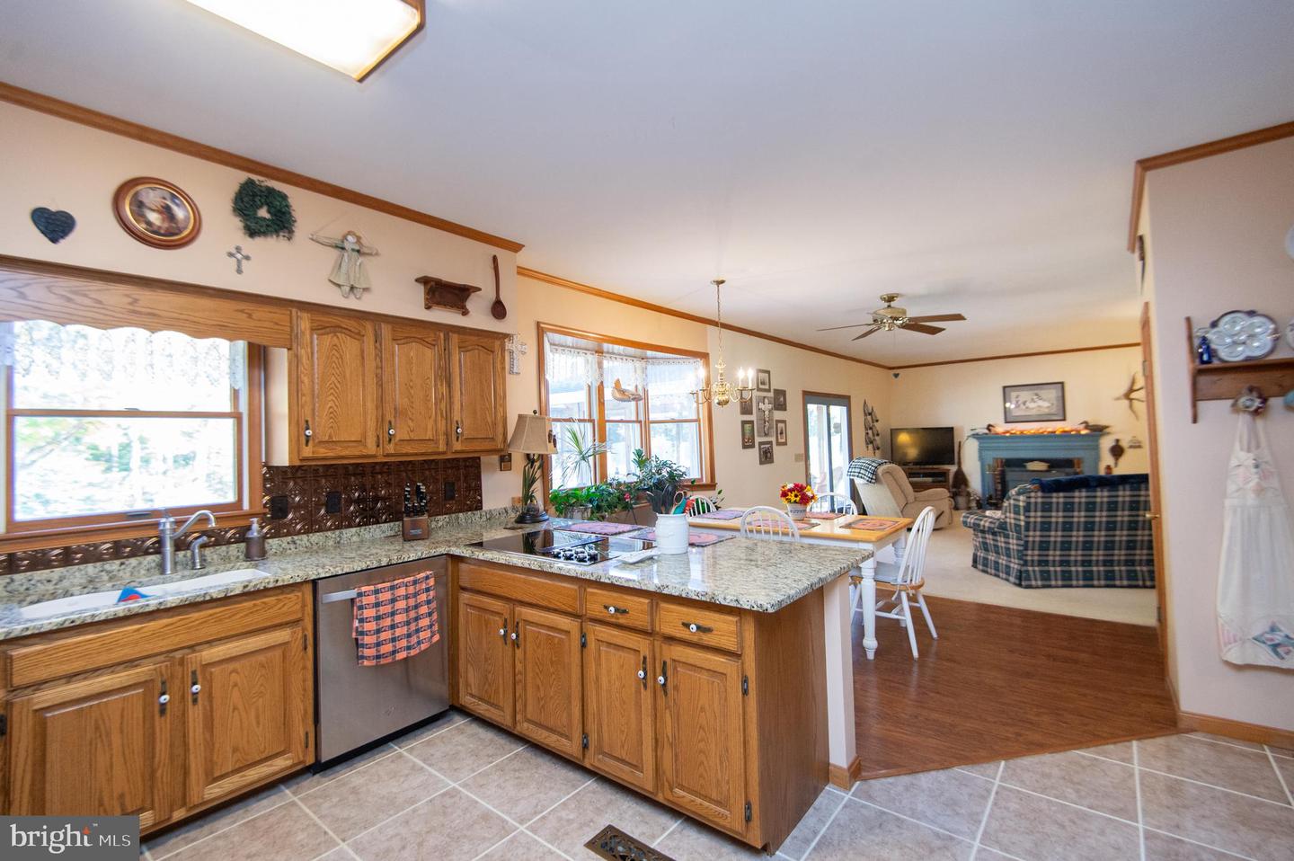 24276 Asbury Dr Property Photo 16