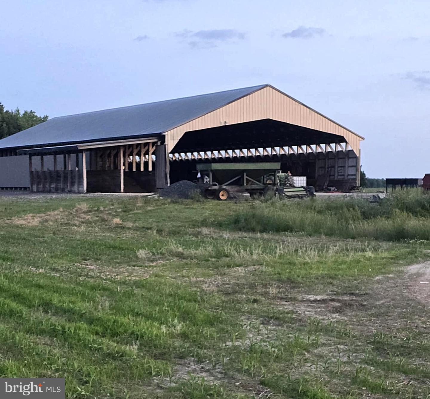 8019 Patten Rd Property Photo 3