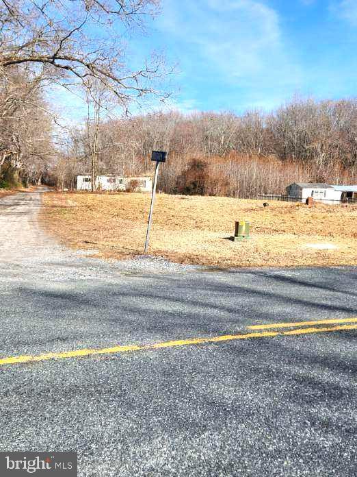 15589 Union Rd Property Photo 1