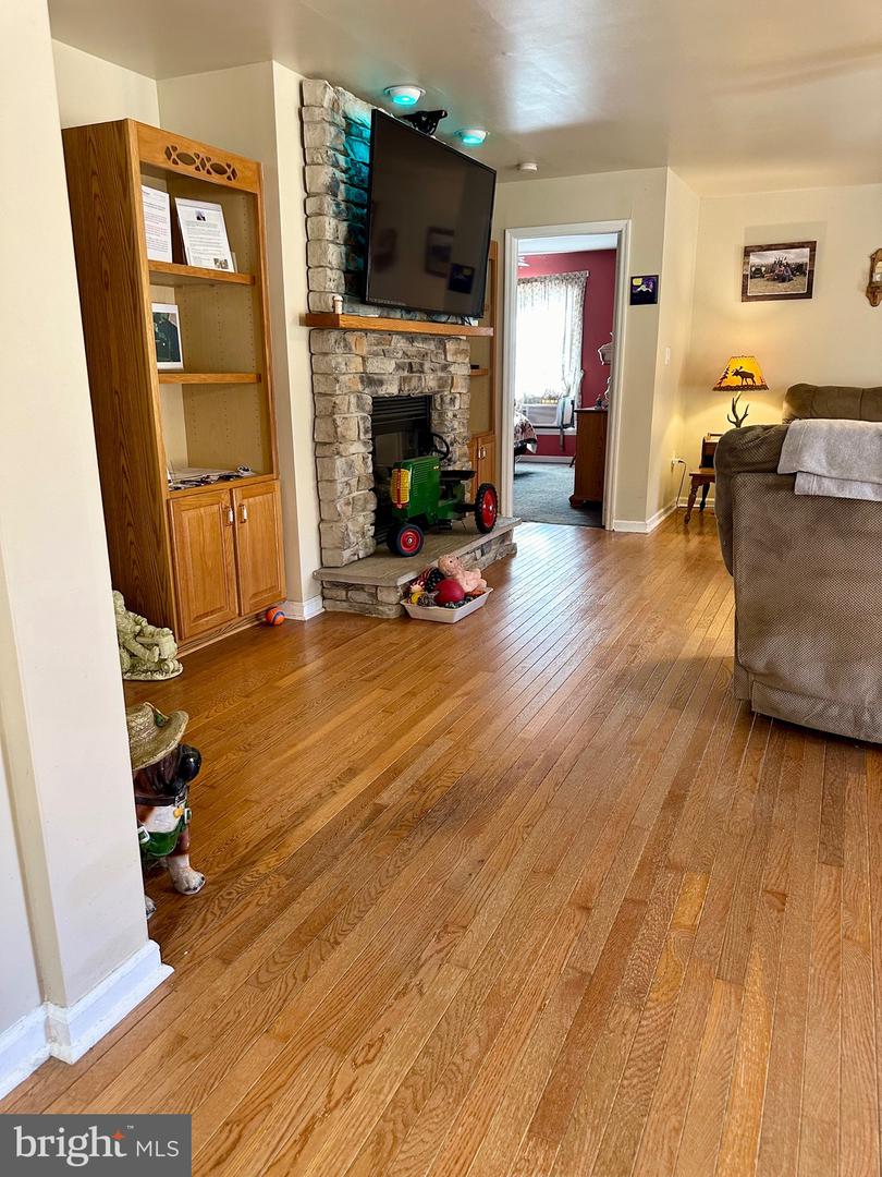 6401 Laurel Grove Rd Property Photo 11