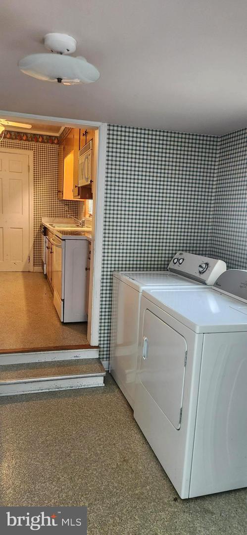 200 S. 2nd Property Photo 7