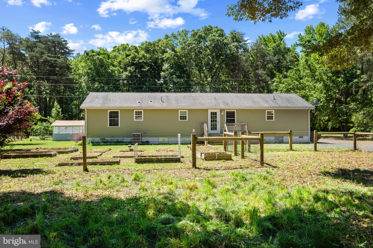 23116 Gilpin Point Rd Property Photo 4