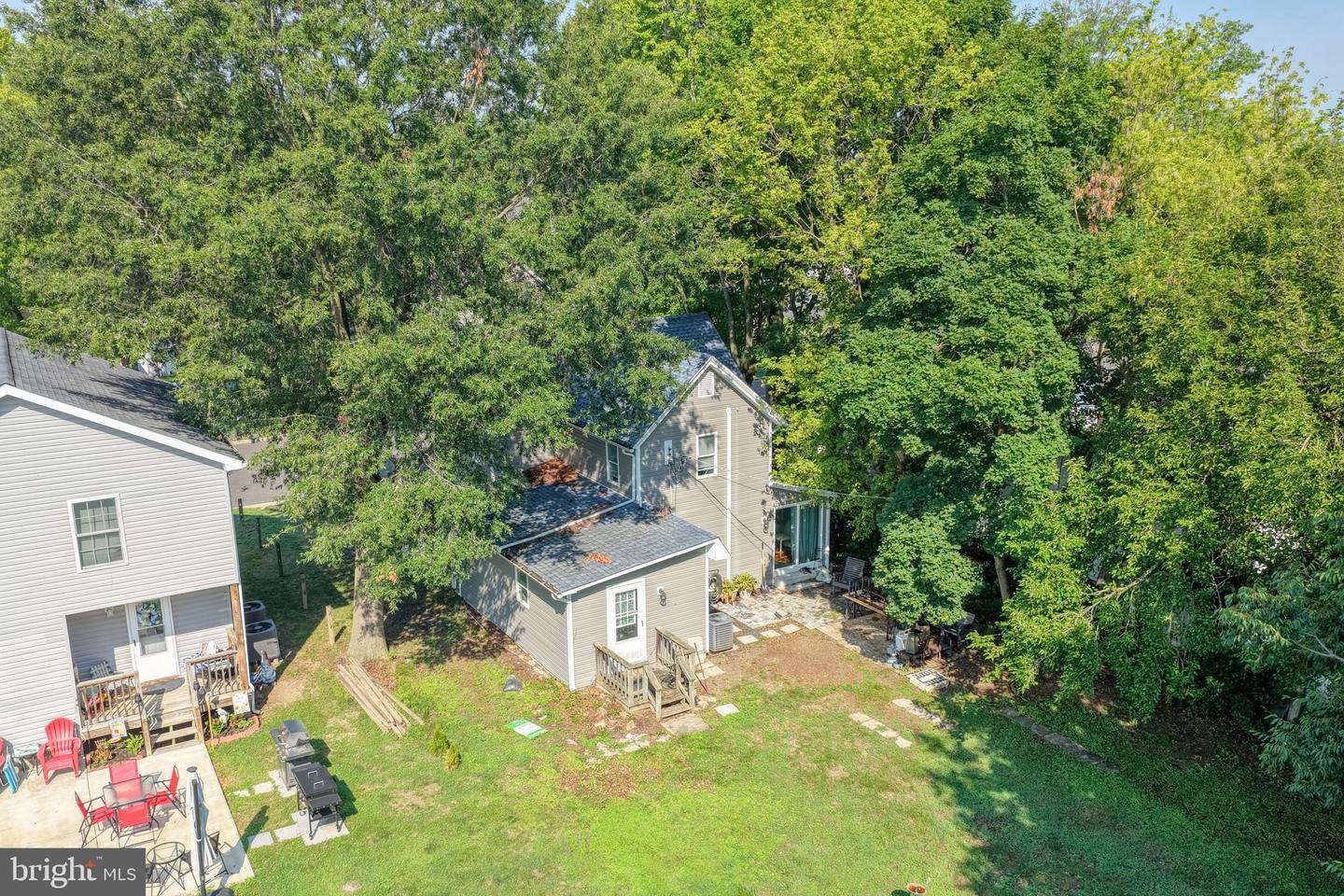 306 Caroline Ave Property Photo 10