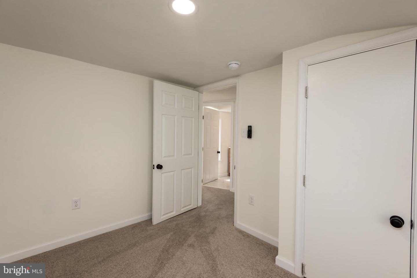 104 Chambers St Property Photo 21