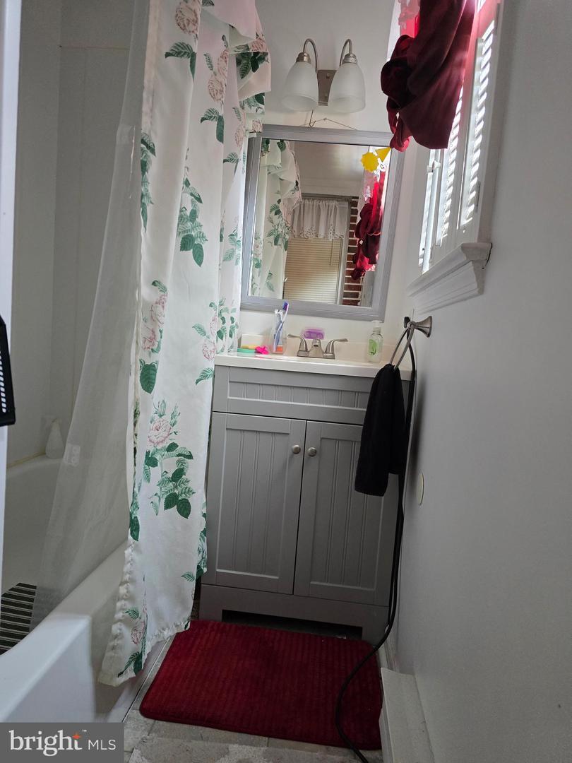 104 Charlotte Ave Property Photo 45