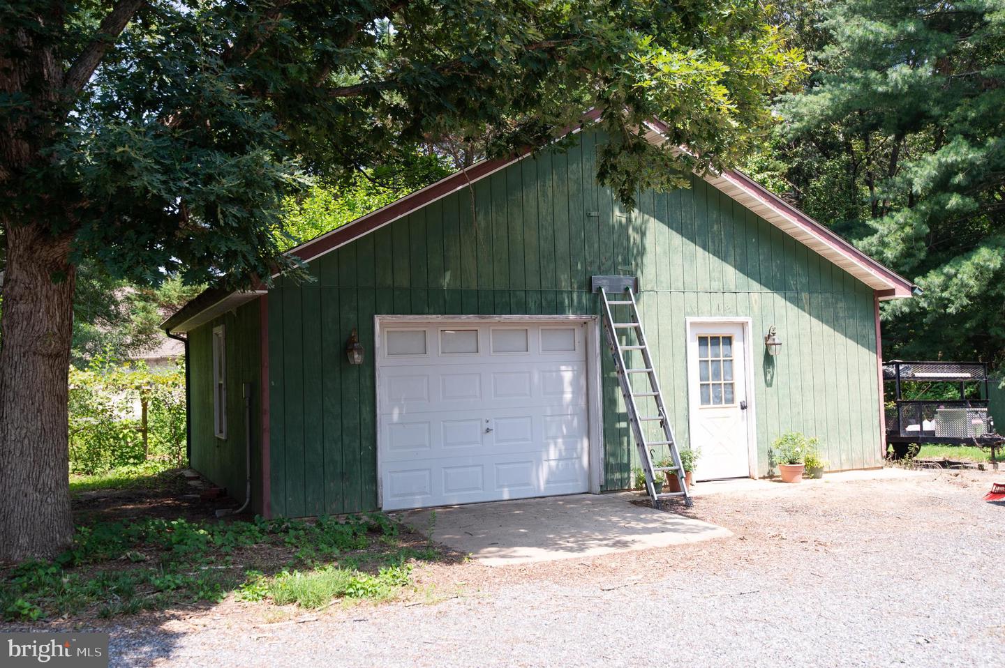9472 Quail Run Rd Property Photo 41