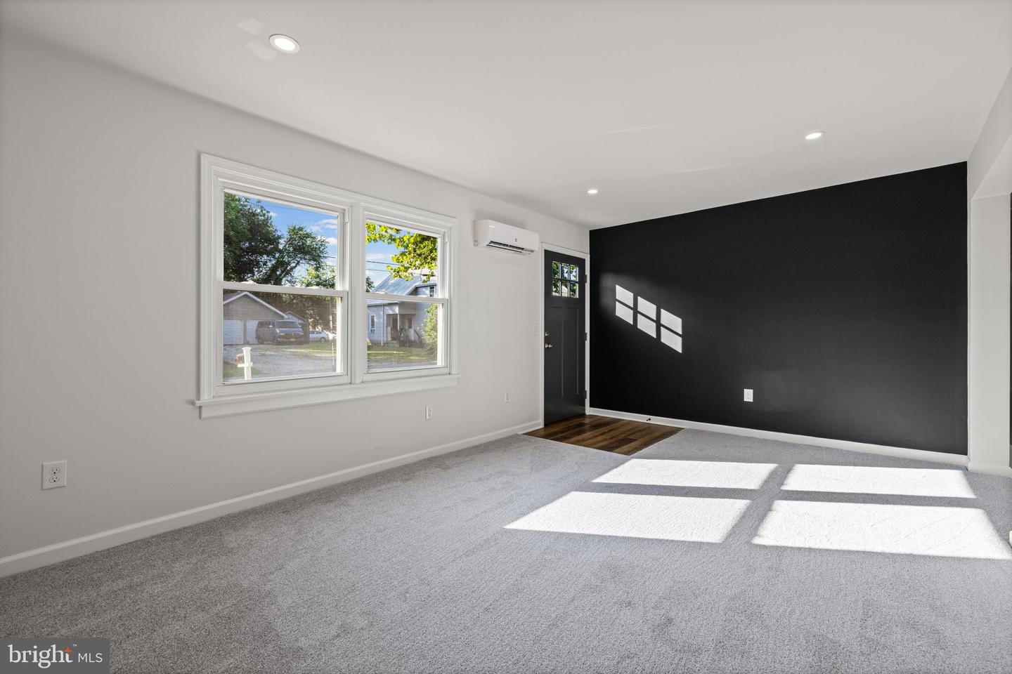 205 N Academy St Property Photo 12