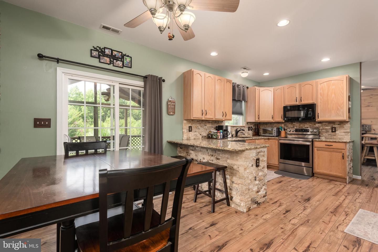 16881 Heritage Hills Ln Property Photo 17