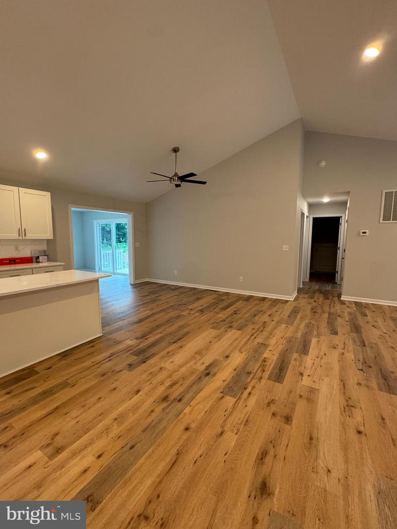 Spiering Dr Property Photo 16