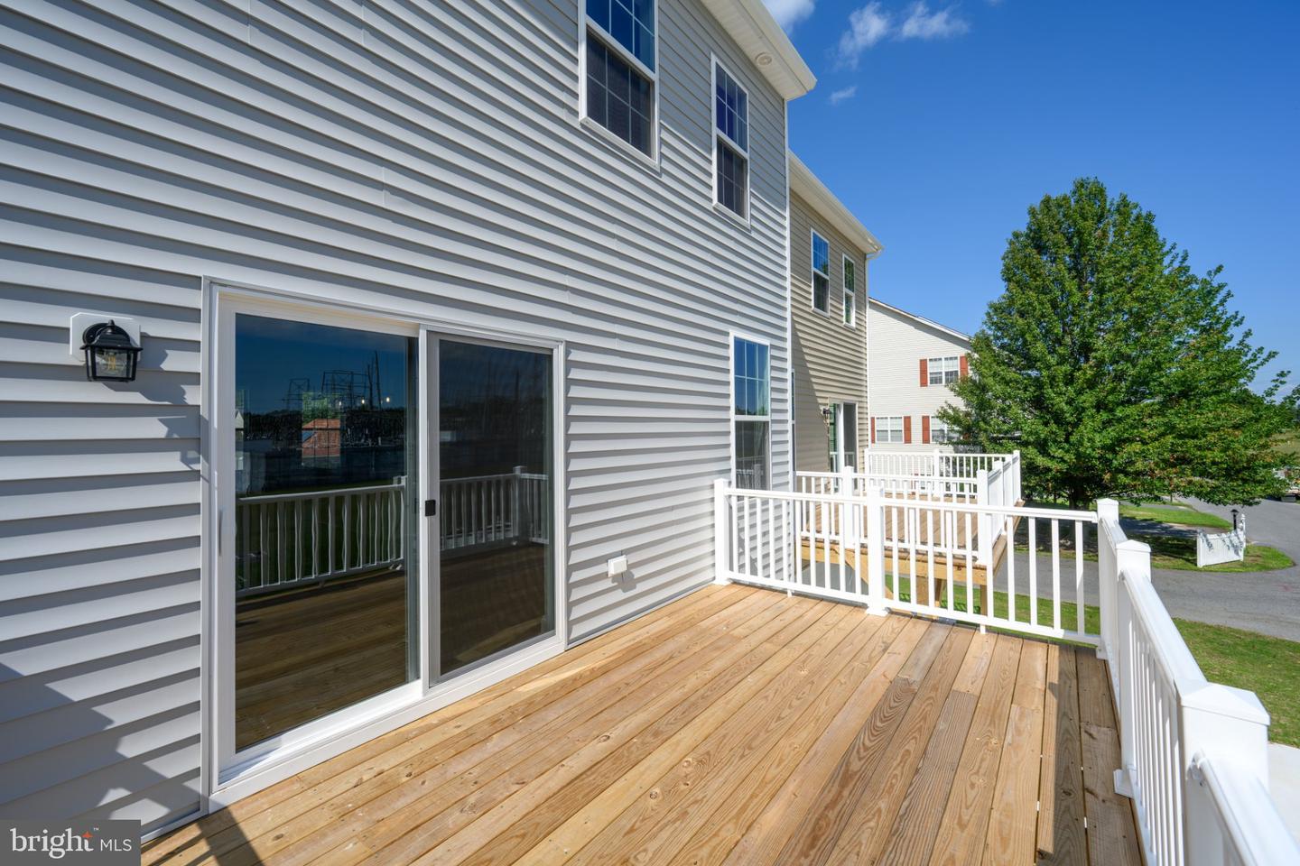 245 Briarwood Cir Property Photo 4