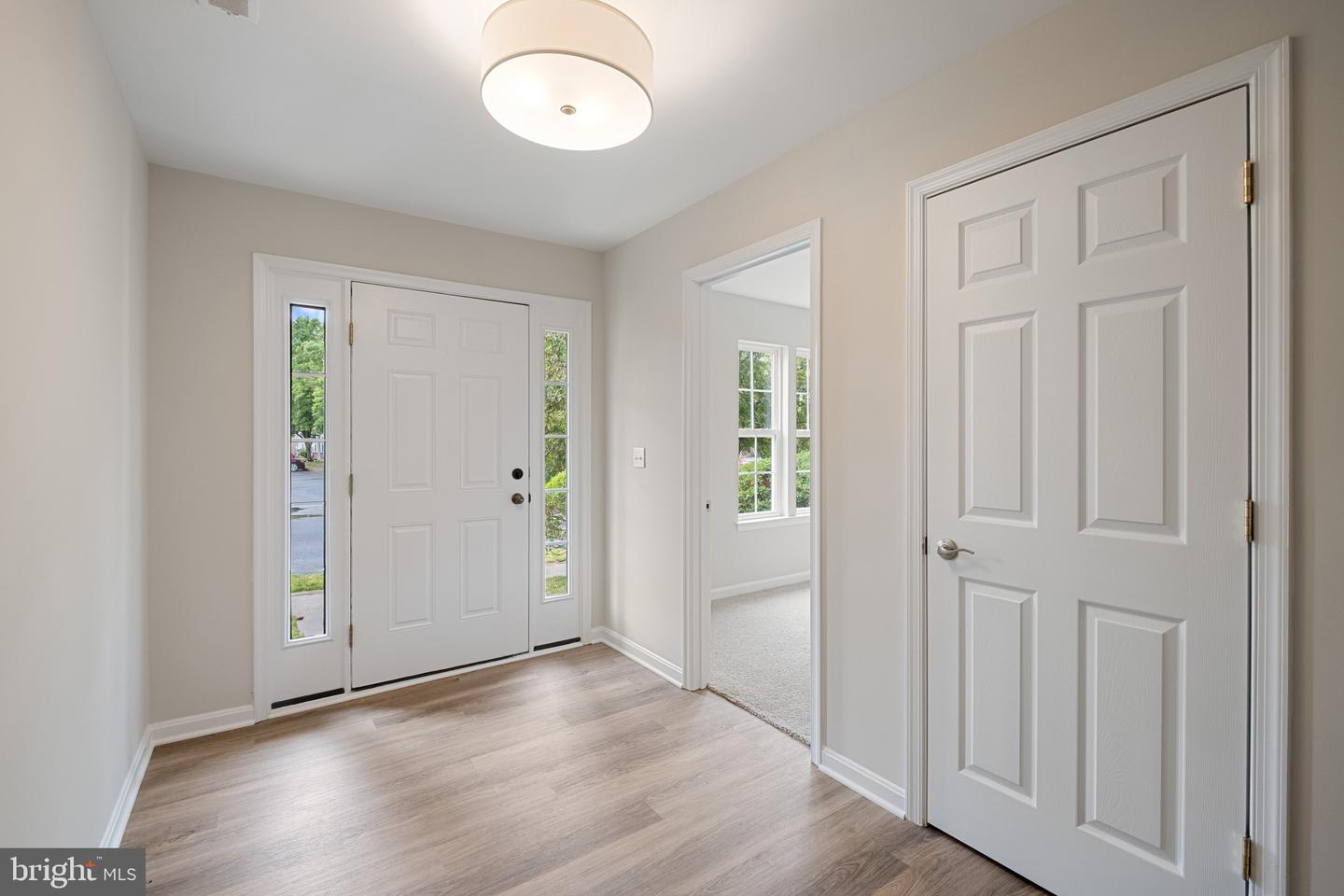 245 Briarwood Cir Property Photo 5