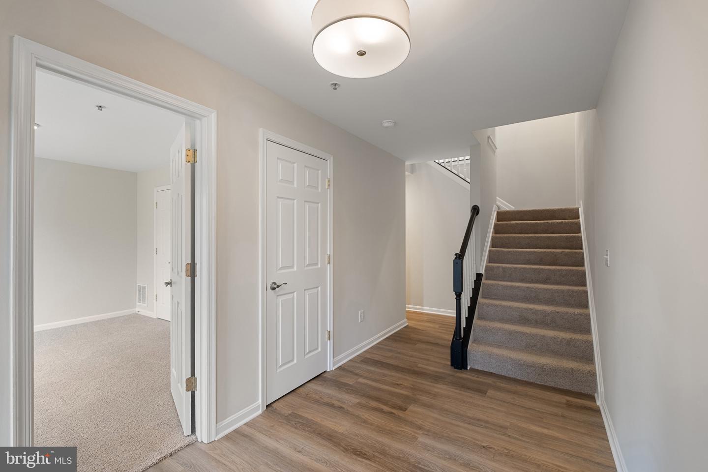 245 Briarwood Cir Property Photo 6