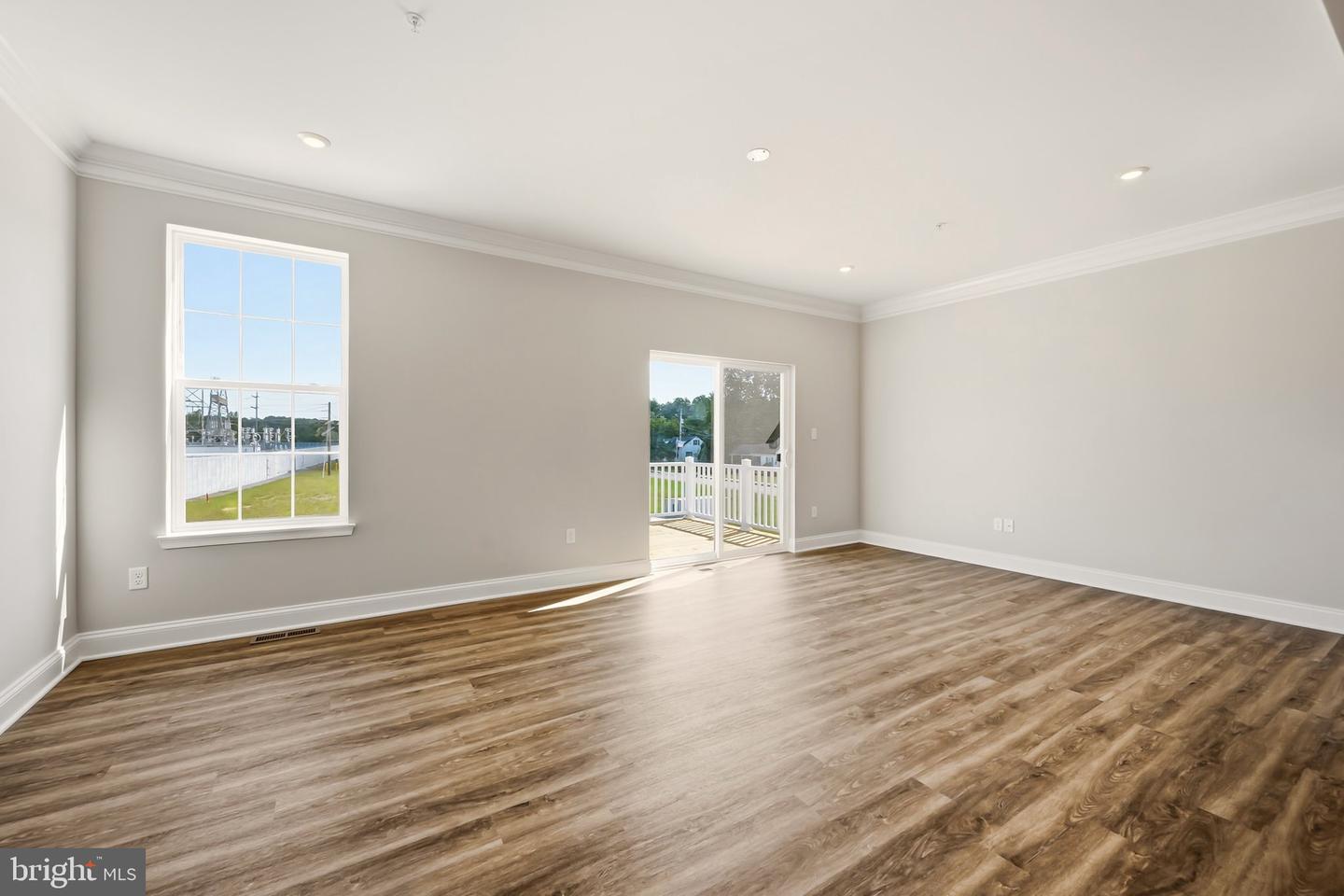 245 Briarwood Cir Property Photo 15