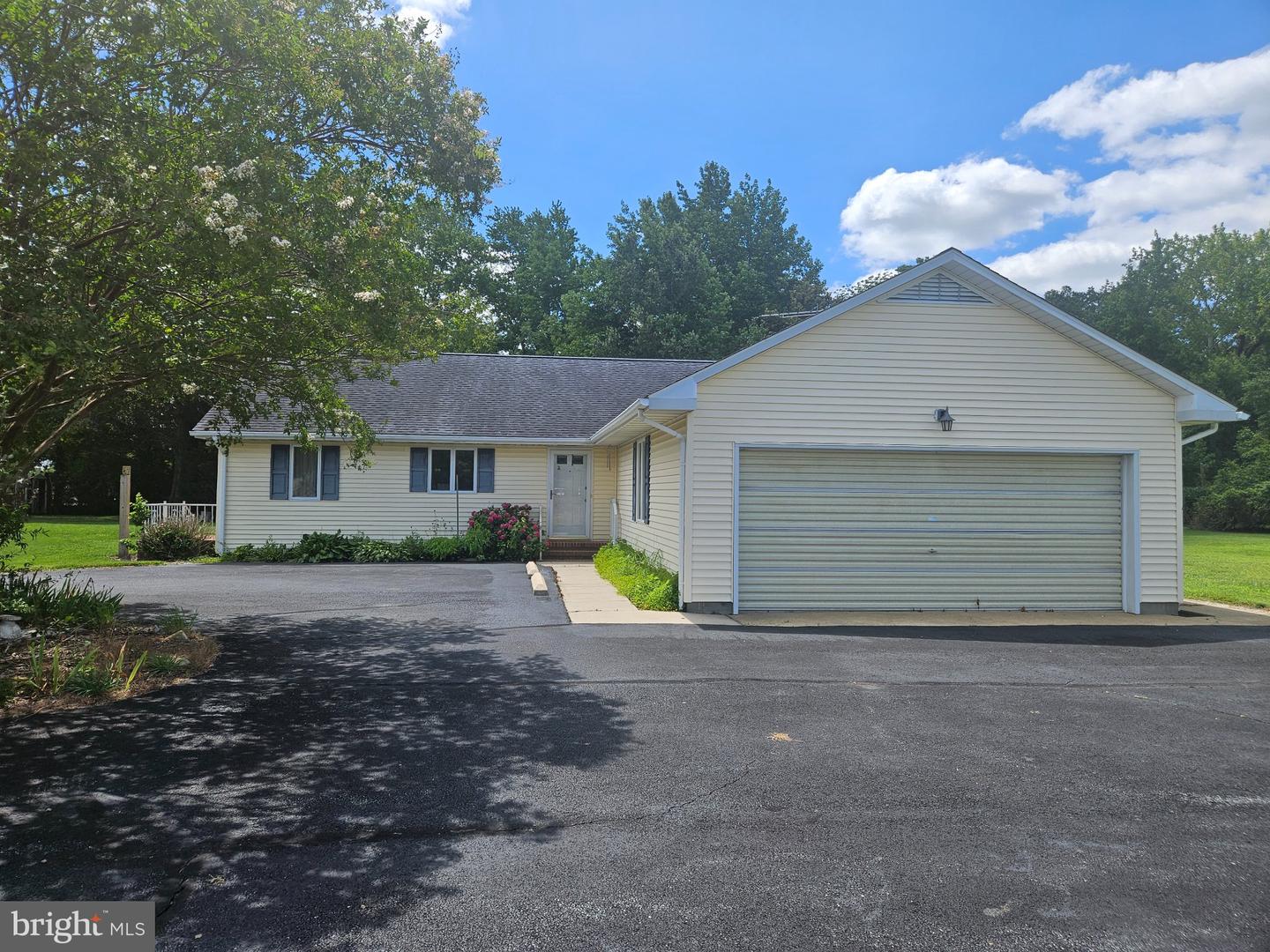 1120 Blades Farm Rd Property Photo 12