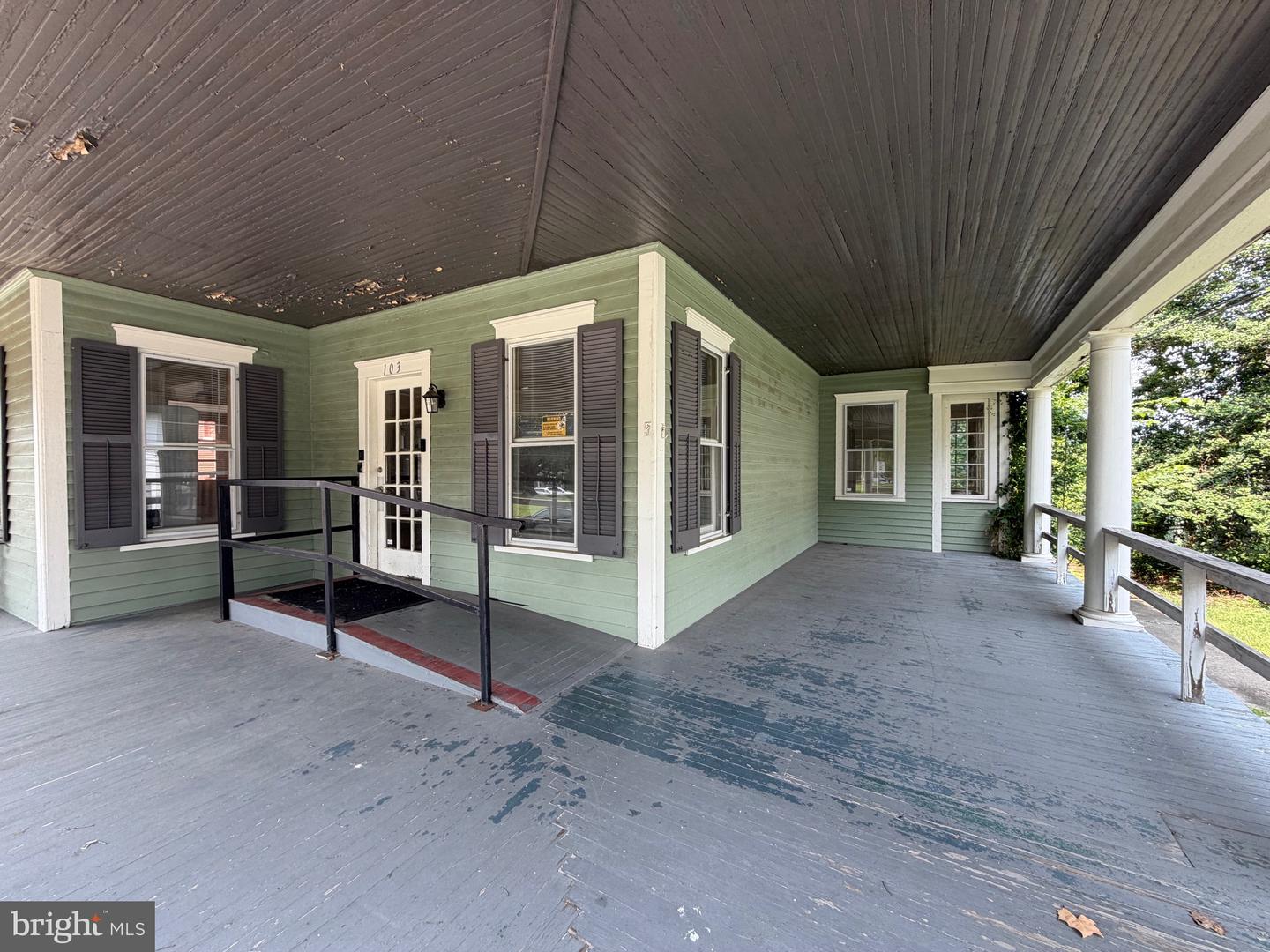 103 Gay St Property Photo 3