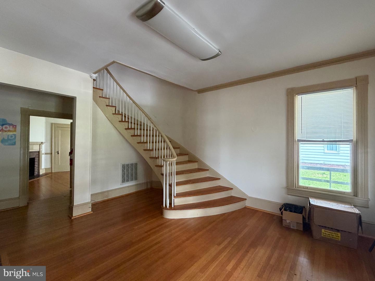 103 Gay St Property Photo 8