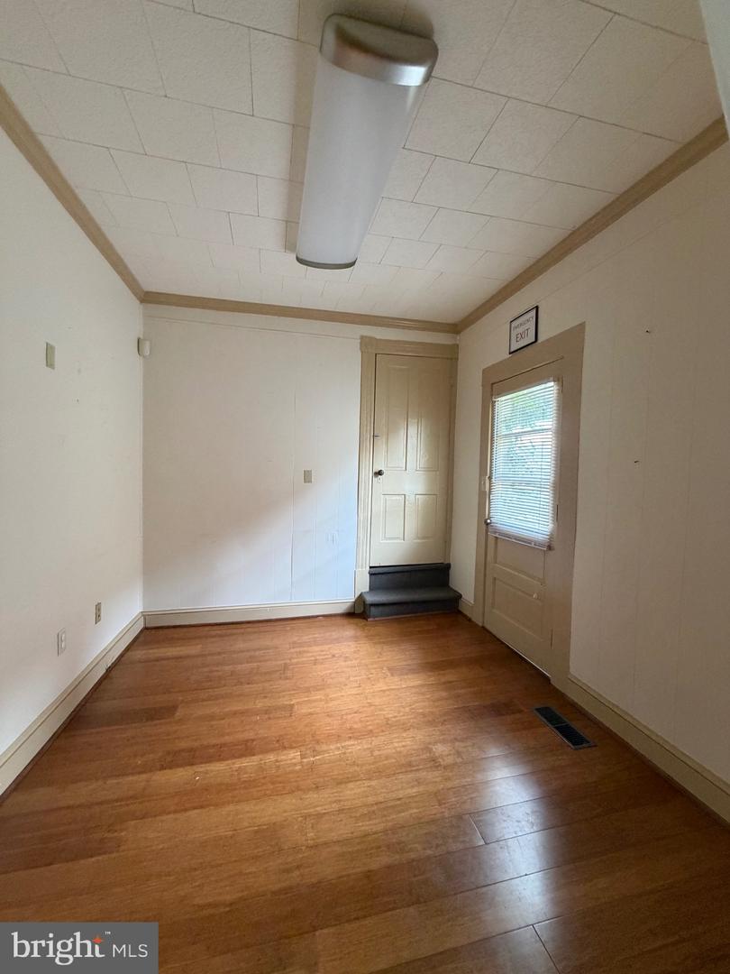 103 Gay St Property Photo 10
