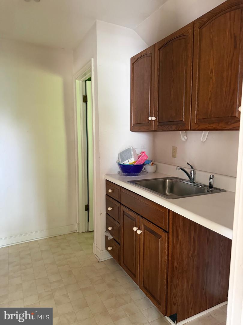 103 Gay St Property Photo 13