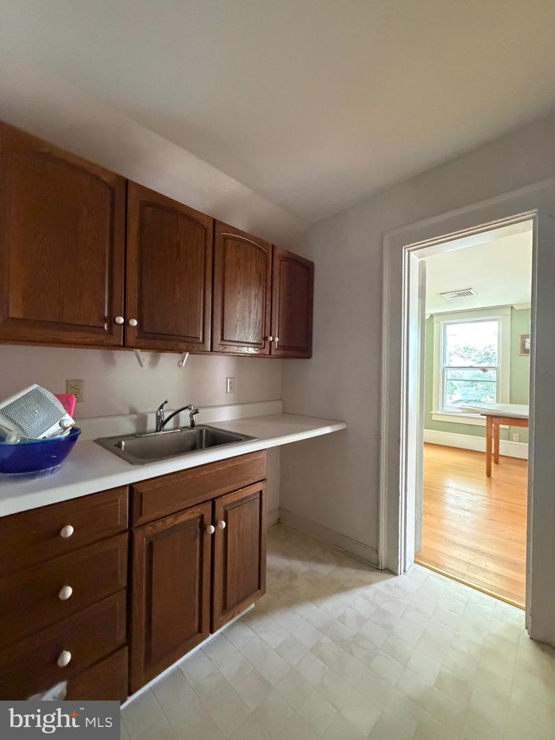 103 Gay St Property Photo 14