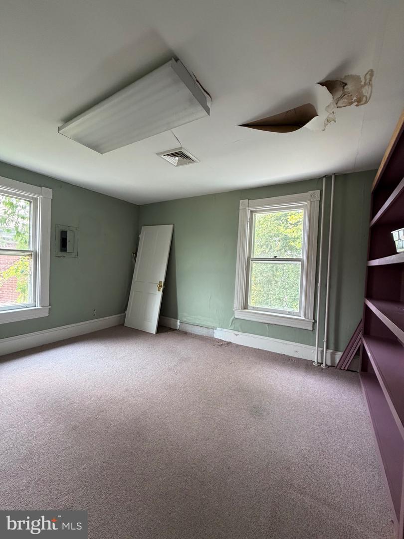 103 Gay St Property Photo 33
