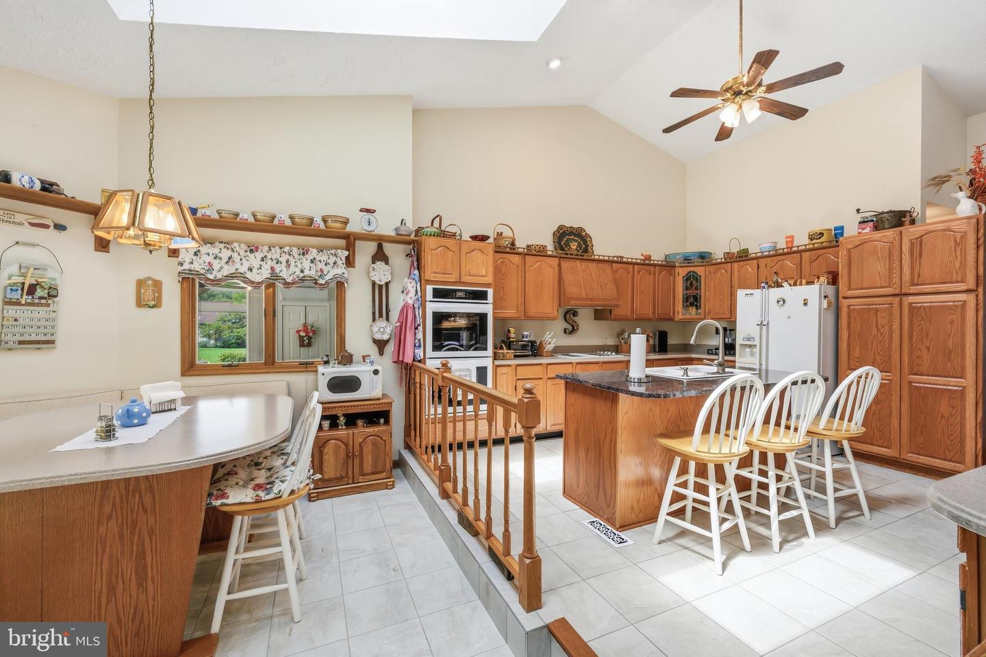 22733 Squire Ln Property Photo 11