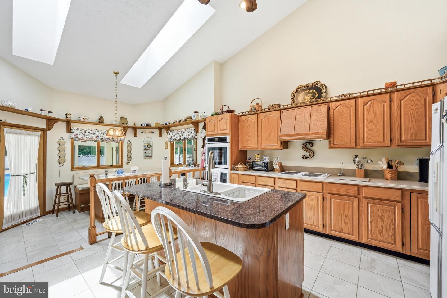 22733 Squire Ln Property Photo 12
