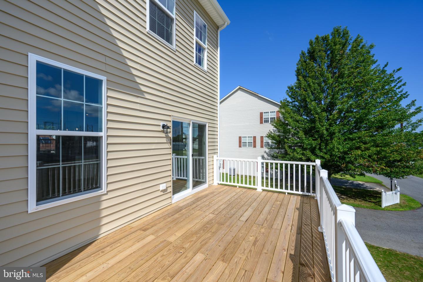 243 Briarwood Cir Property Photo 13