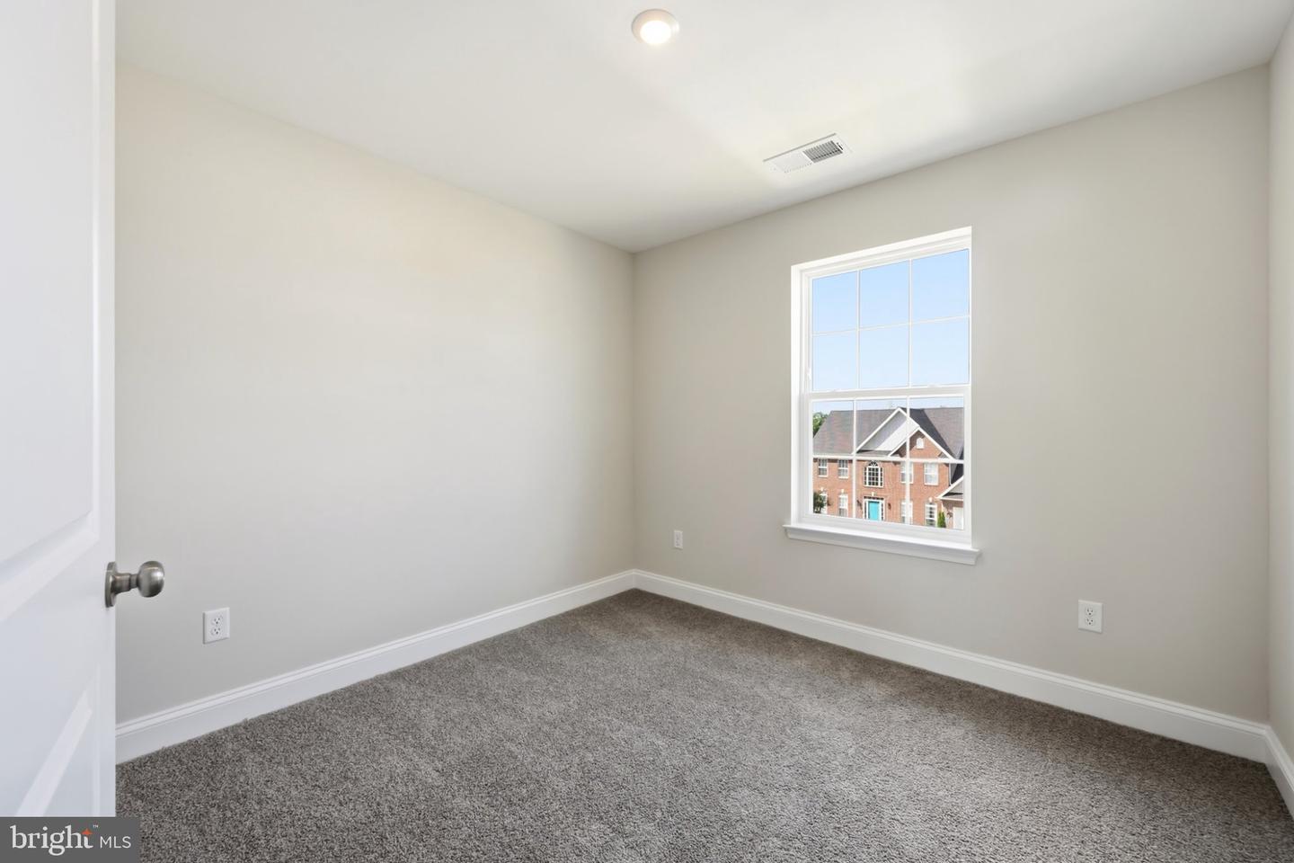 243 Briarwood Cir Property Photo 25