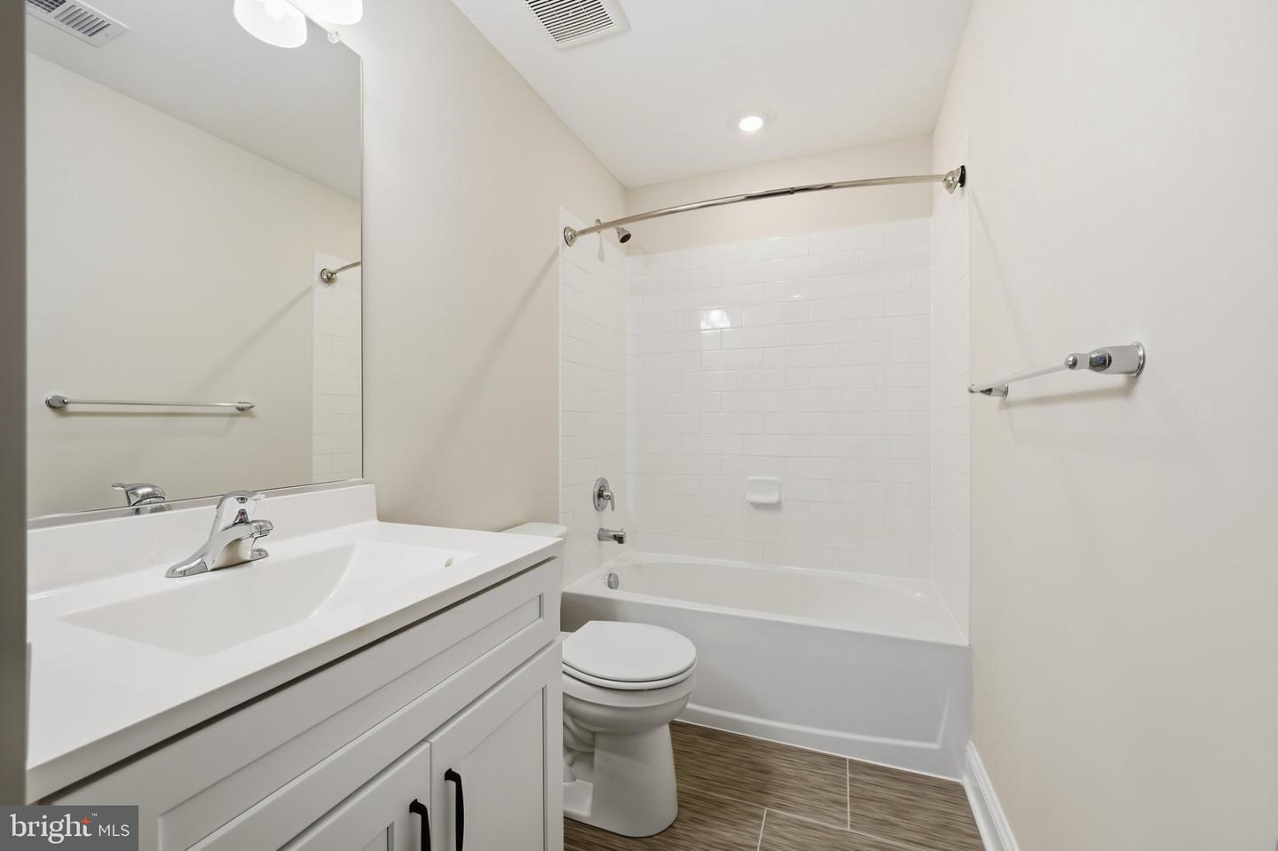 243 Briarwood Cir Property Photo 29