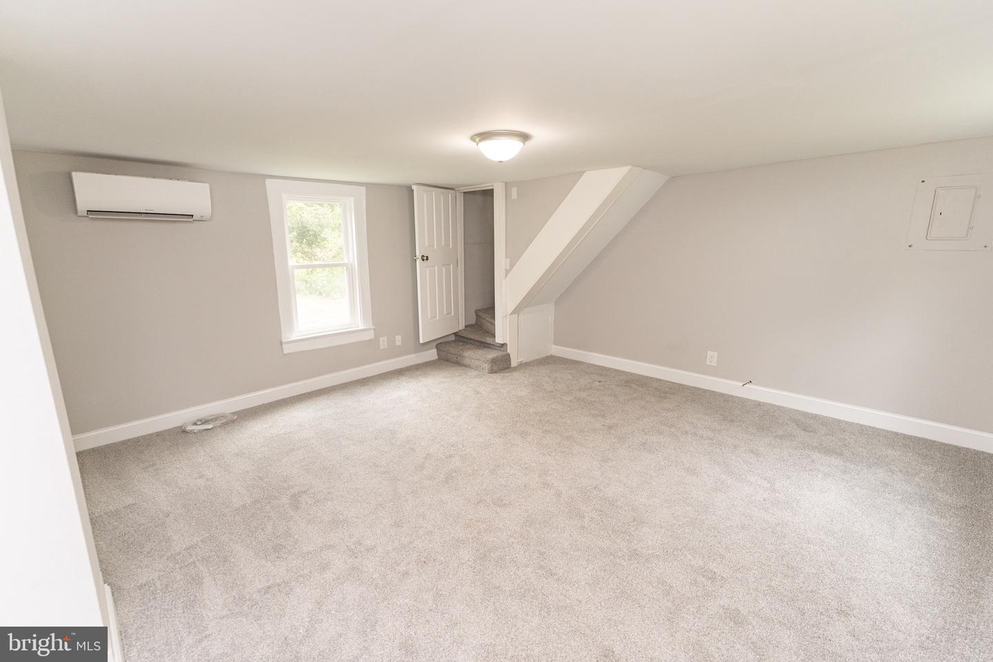 119 Davis Ln Property Photo 9